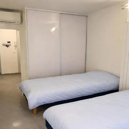 Apartament Impeccable 3 Pieces Avec Balcons, La A 50m Juan Les Pins Proche Cannes